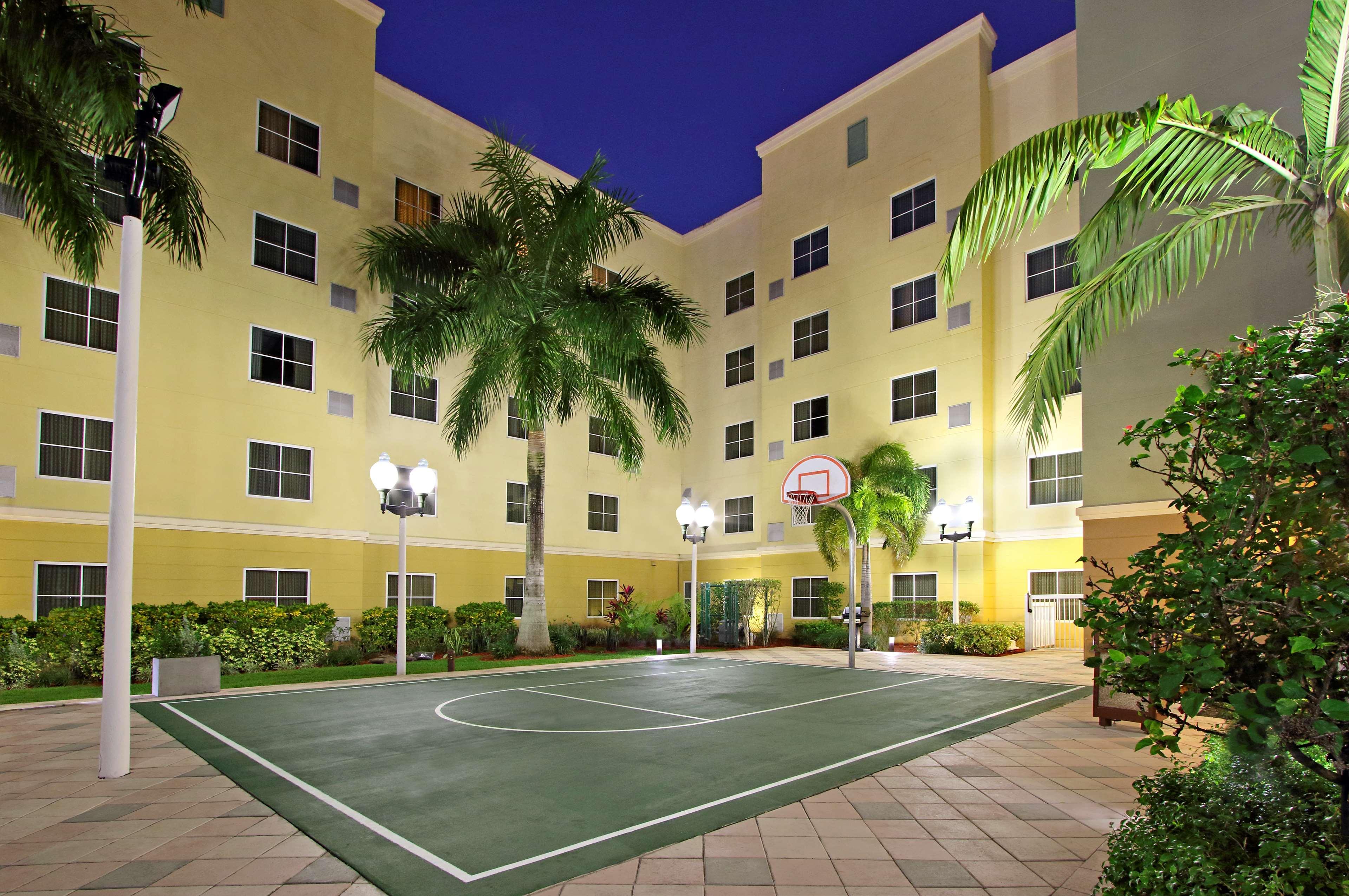 Homewood Suites By Hilton Miami - Airport West Miami Springs Εξωτερικό φωτογραφία